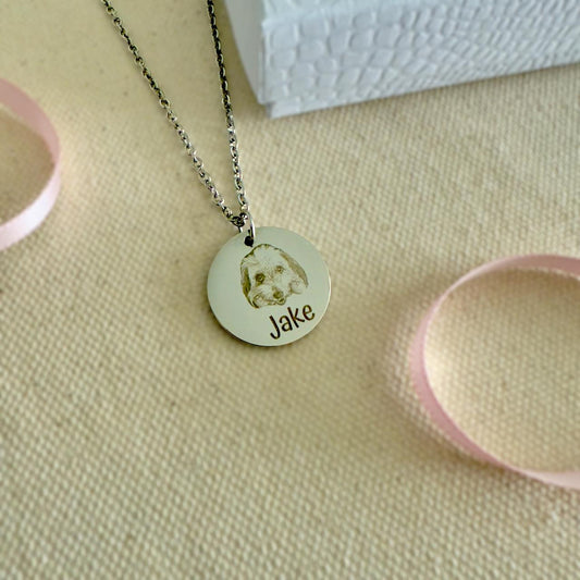 Custom Pet Portrait Necklace – Round Pendant with Name