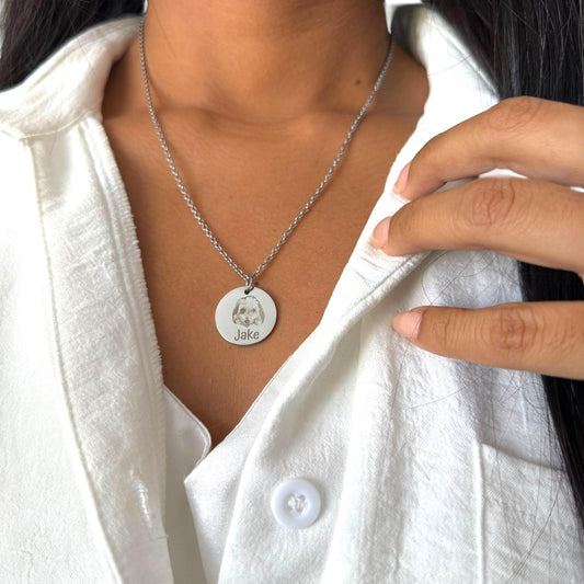 Custom Pet Portrait Necklace – Round Pendant with Name
